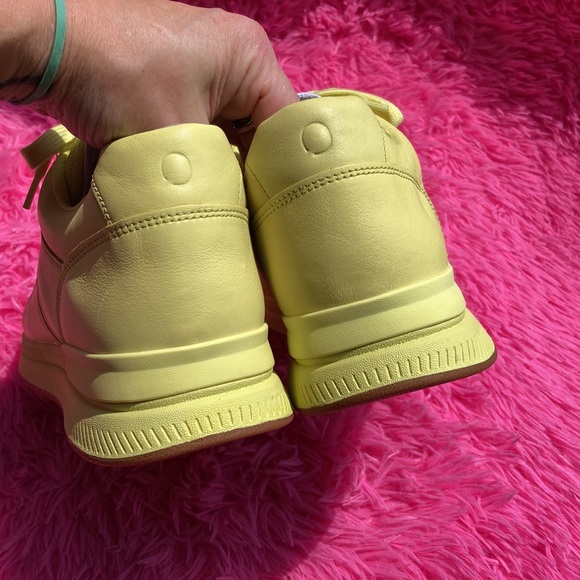 Everlane The Trainer in Lightning Green size 13 NWT - Picture 10 of 12